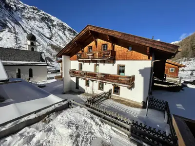 Mountain Lodge Obergurgl ski in&out