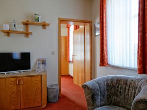 23470212-Ferienhaus-2-Oberhof-300x225-5