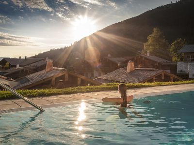 chalet-panoramahotel-oberjoch-poolansicht_06