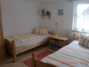 23981735-Ferienhaus-5-Oberleichtersbach-300x225-4