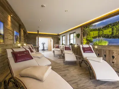 Rosenhof Wellnessbereich mit Gym & Infrarotkabine