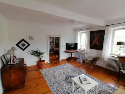 Wohnzimmer mit TV OG