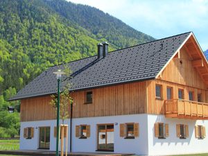 22804445-Ferienhaus-4-Obertraun-300x225-1