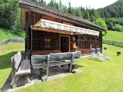 Außenseite Ferienhaus [Sommer]