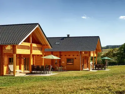 Land-/Jagd-Chalet: Terrasse