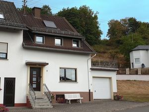 23513771-Ferienhaus-5-Oberwörresbach-300x225-2