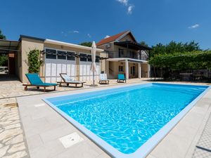 23727635-Ferienhaus-7-Obrovac-300x225-0