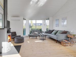 23583223-Ferienhaus-6-Odder-300x225-1