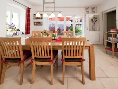 DiningRoom