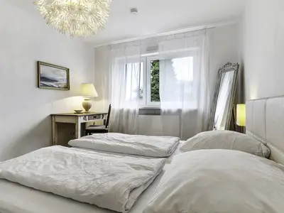 BEDROOM, INSIDE