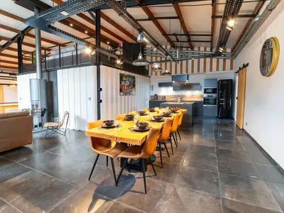 DiningRoom