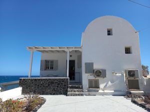 23438633-Ferienhaus-10-Oia-300x225-2