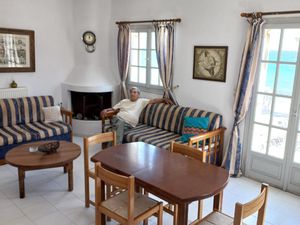 23438633-Ferienhaus-10-Oia-300x225-4