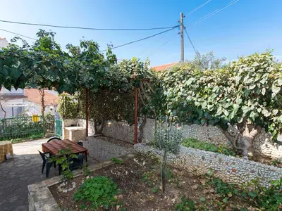 Ferienhaus für 10 Personen (110 m²) in Okrug Gornji 9/10