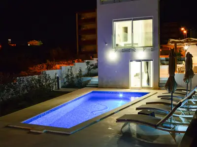 pool