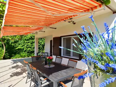 Ferienhaus für 7 Personen (80 m²) in Okrug Gornji 4/10