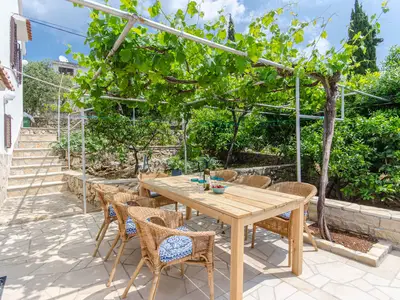 Ferienhaus für 7 Personen (90 m²) in Okrug Gornji 9/10