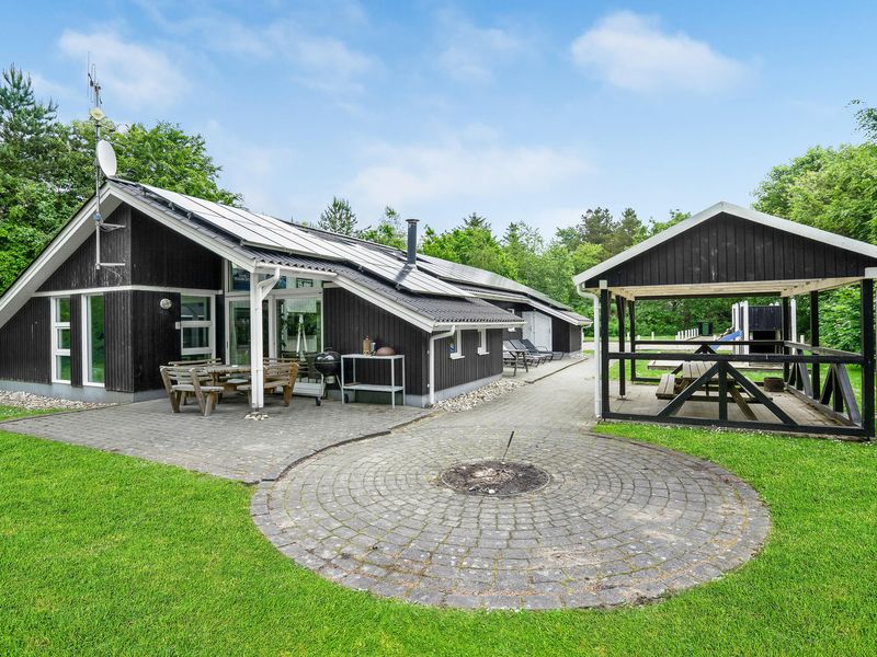 23730372-Ferienhaus-8-Oksbøl-800x600-0