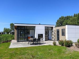 23298645-Ferienhaus-6-Olburgen-300x225-1