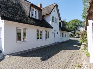 23984142-Ferienhaus-4-Oldsum-300x225-2