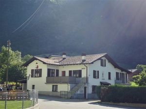 Ferienhaus für 6 Personen in Olivone