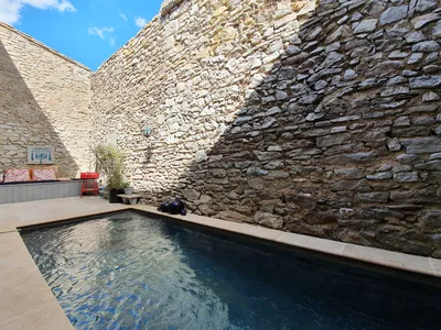 PoolOfHouse