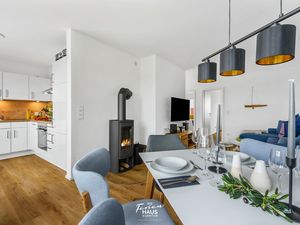 23959583-Ferienhaus-6-Olpenitz-300x225-3