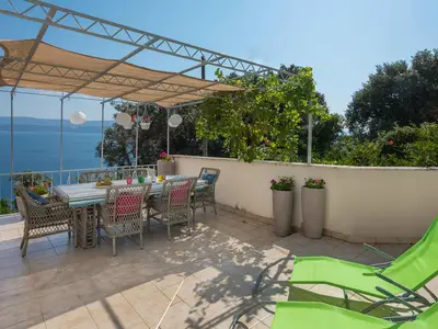 Ferienhaus für 7 Personen (150 m²) in Stanići 3/10