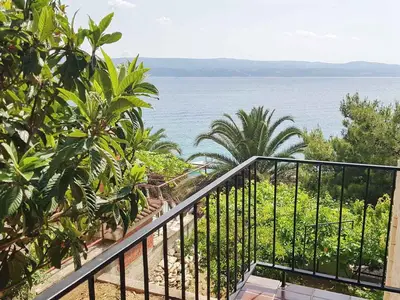 Ferienhaus für 10 Personen (160 m²) in Stanići 1/10