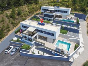 Ferienhaus für 9 Personen (280 m²) in Omiš