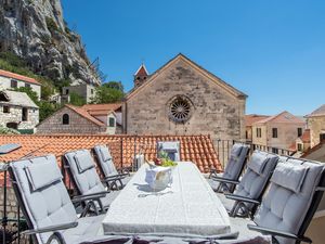 23743643-Ferienhaus-8-Omiš-300x225-1