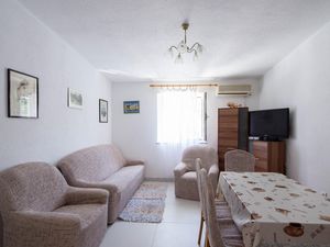 23745790-Ferienhaus-8-Omiš-300x225-2