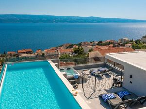 24035945-Ferienhaus-8-Omiš-300x225-3