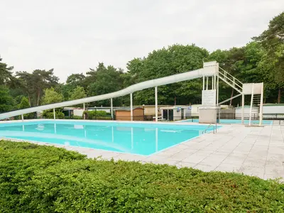 PoolOfHouse