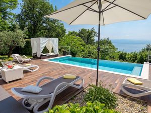 Ferienhaus für 10 Personen (203 m²) in Opatija