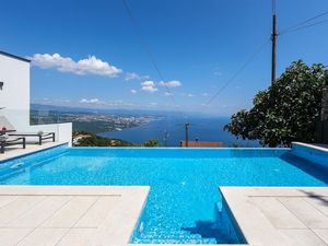 Ferienhaus für 8 Personen (255 m²) in Opatija