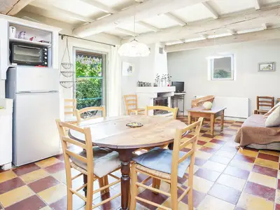DiningRoom DiningRoom