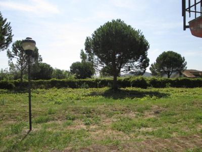 der Außenbereich des Bauernhauses