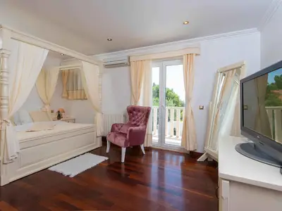 Ferienhaus für 8 Personen (200 m²) in Orebić 2/10