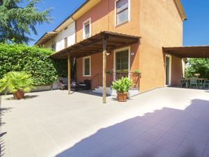Ferienhaus für 8 Personen (130 m²) in Orentano