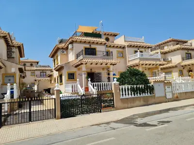 Ferienhaus für 4 Personen (108 m²) in Playas de Orihuela 1/10