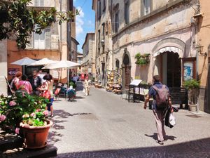 23853044-Ferienhaus-3-Orvieto-300x225-4