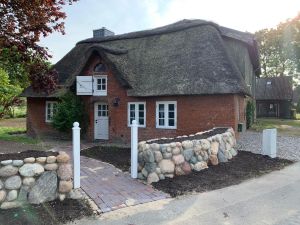 Ferienhaus für 10 Personen (210 m²) ab 76 € in Osterhever