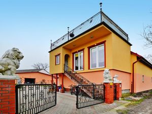 Ferienhaus für 8 Personen (180 m²) in Ostrowiec