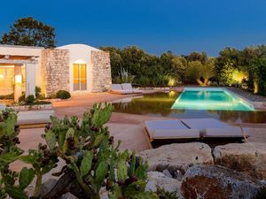 22440217-Ferienhaus-6-Ostuni-300x225-4