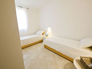 21593619-Ferienhaus-6-Ostuni-300x225-5