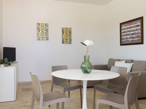 22644323-Ferienhaus-6-Ostuni-300x225-2