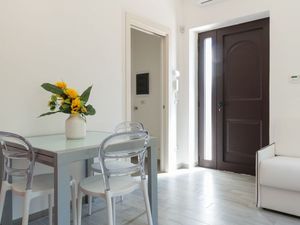 22677057-Ferienhaus-4-Ostuni-300x225-2