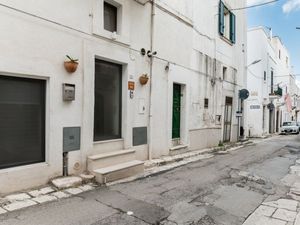 23055337-Ferienhaus-4-Ostuni-300x225-5