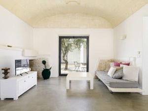 23582188-Ferienhaus-8-Ostuni-300x225-3